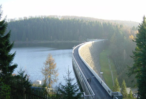 Le barrage hydroélectrique de Saidenbach-Staumauer